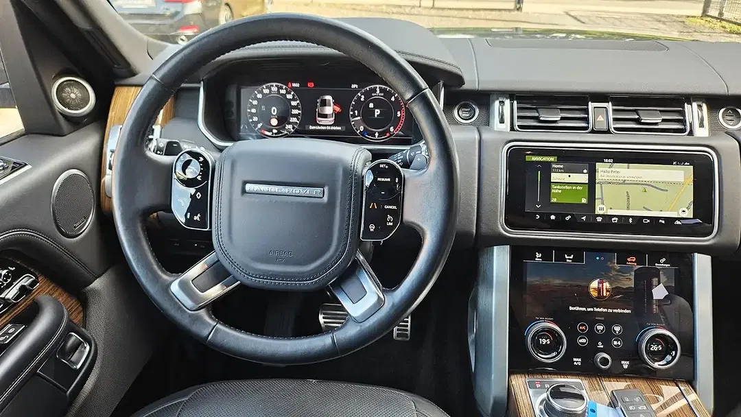 Land Rover Range Rover 4.4 SDV8 Vogue - Thumbnail 11