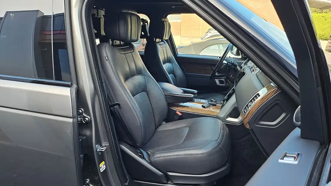 Land Rover Range Rover 4.4 SDV8 Vogue - Thumbnail 14