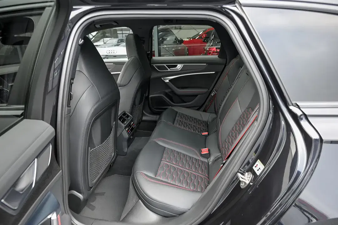 Audi RS6 4.0 TFSI Avant - foto 15