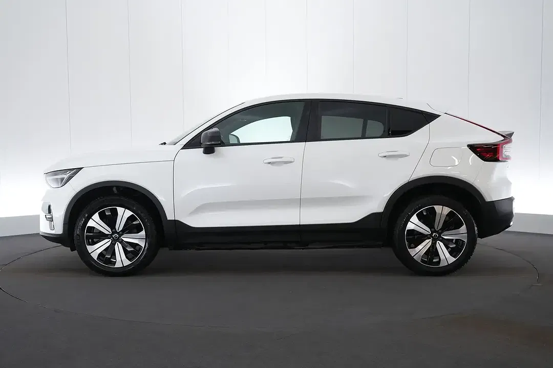 Volvo C40 Recharge Plus - Thumbnail 6