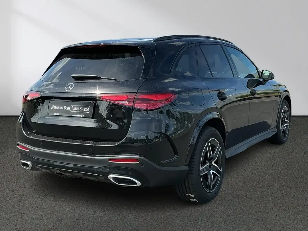 Mercedes-Benz GLC 220 4MATIC AMG Night - Thumbnail 3
