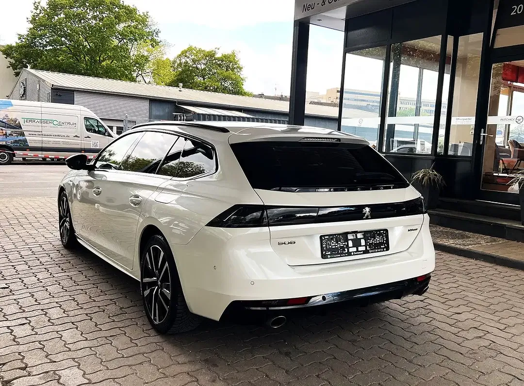 Peugeot 508 PHEV GT SW - Thumbnail 3
