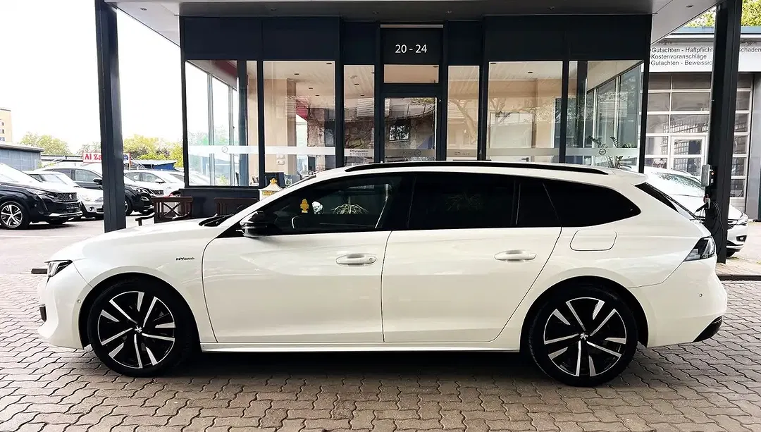 Peugeot 508 PHEV GT SW - Thumbnail 6