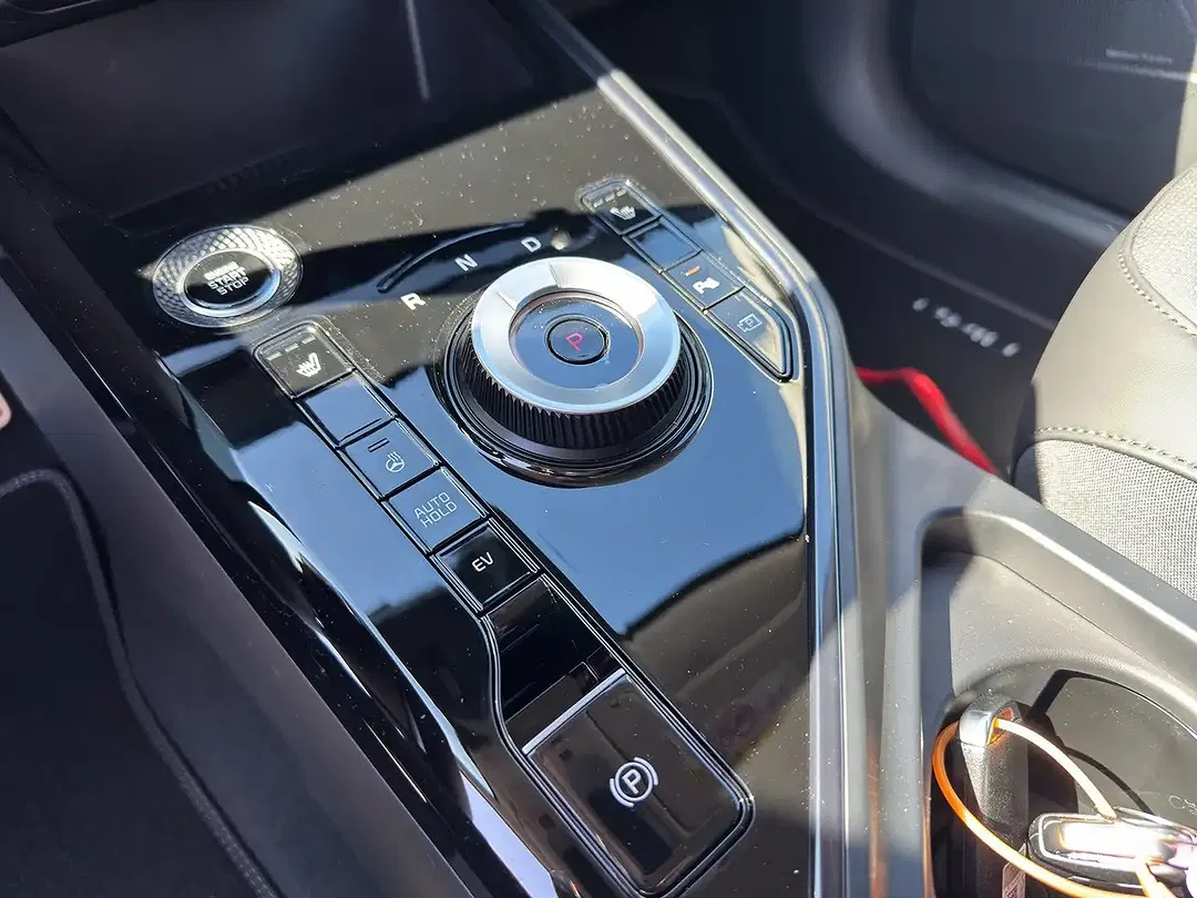 Kia Niro 1.6 GDI PHEV DCT Spirit - Thumbnail 14