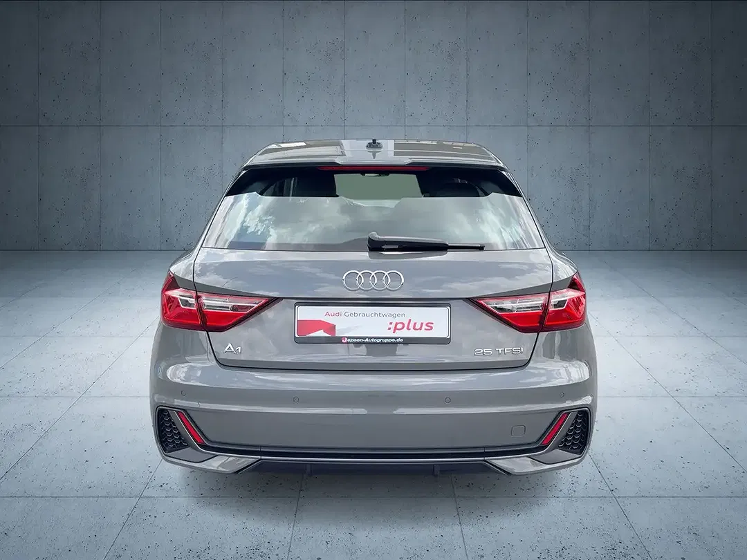 Audi A1 25 TFSI Sportback S line - Thumbnail 4
