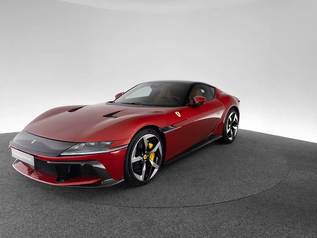 Ferrari 12 Cilindri - foto 1