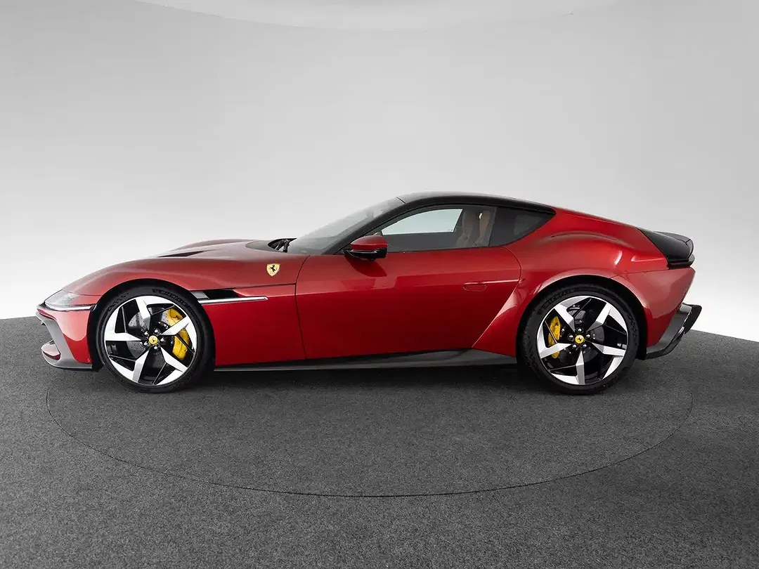 Ferrari 12 Cilindri - foto 2
