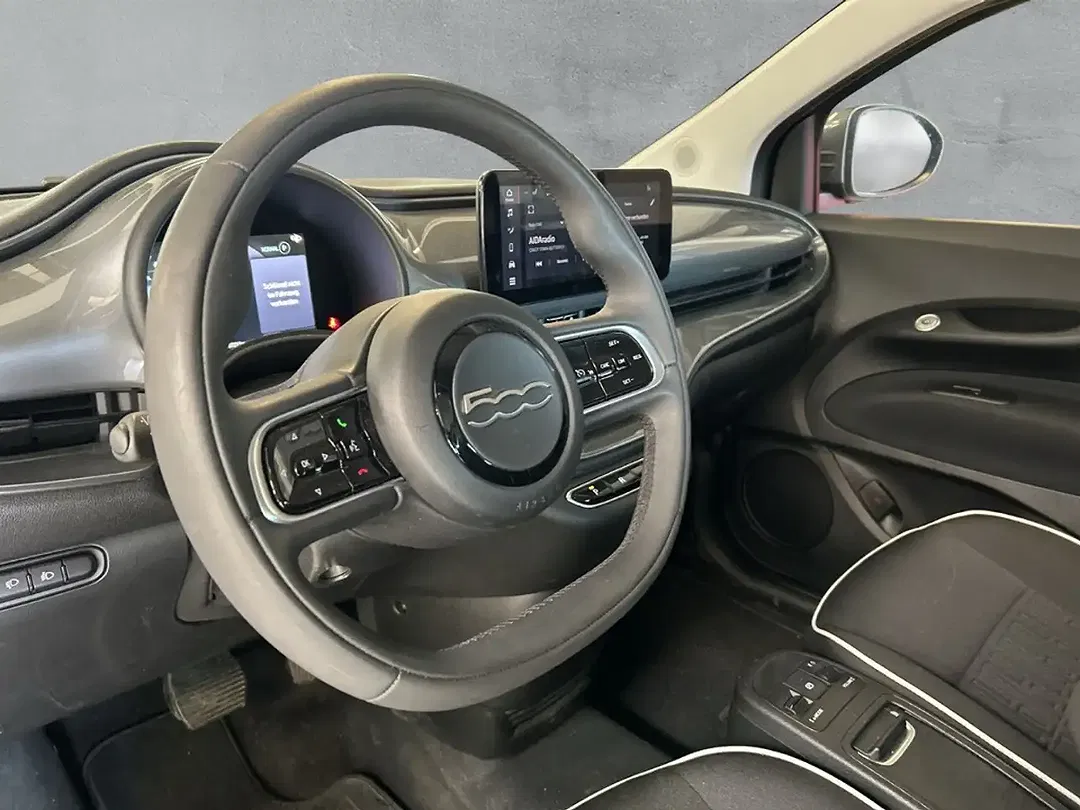 Fiat 500e - Thumbnail 12