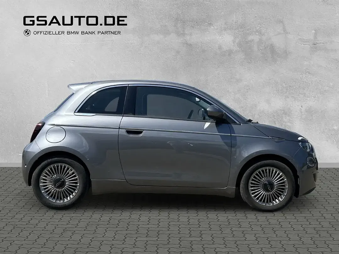 Fiat 500e - Thumbnail 4
