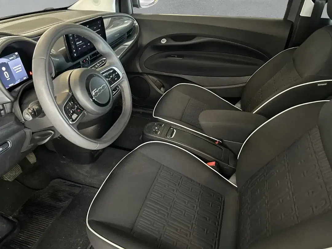 Fiat 500e - Thumbnail 8