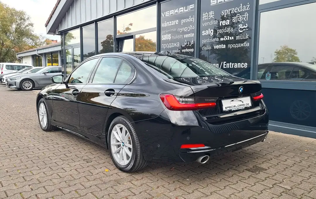 BMW 318 AUT - Thumbnail 5