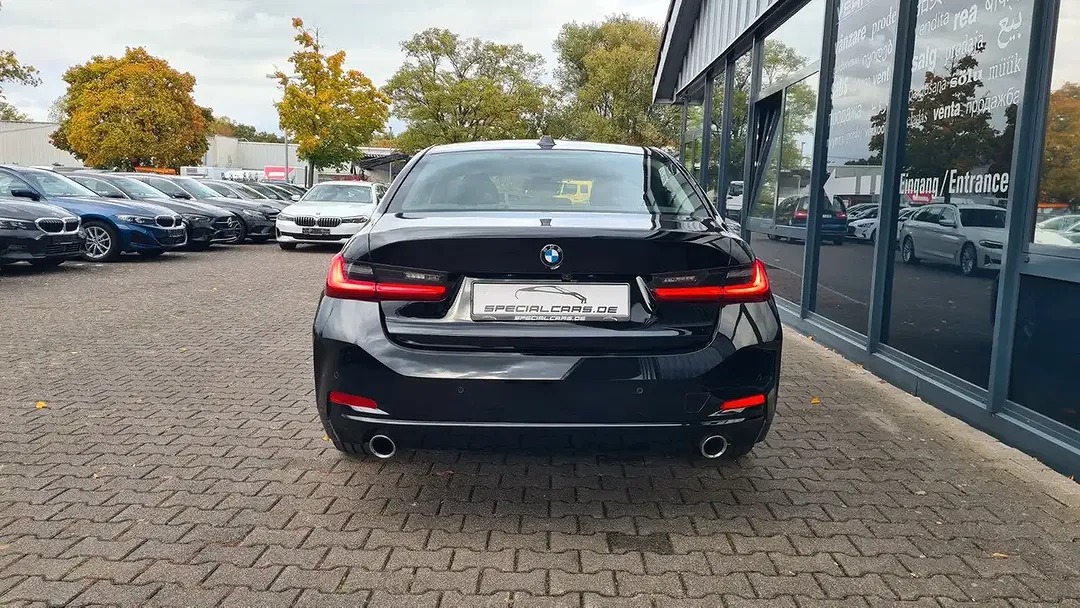 BMW 318 AUT - Thumbnail 6