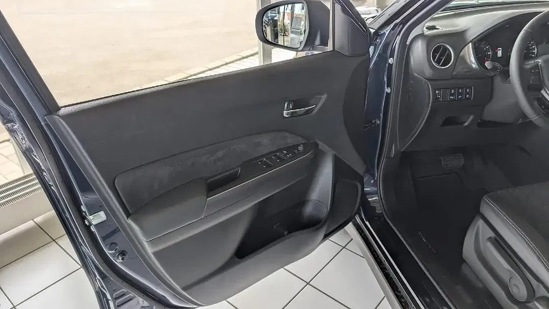 Suzuki Vitara MHEV 1.4 4x4 Comfort+ - Thumbnail 10
