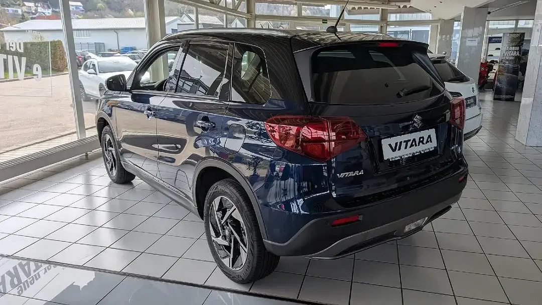 Suzuki Vitara MHEV 1.4 4x4 Comfort+ - Thumbnail 5