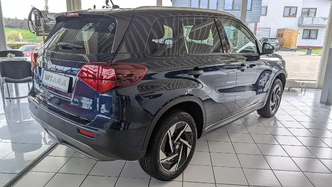 Suzuki Vitara MHEV 1.4 4x4 Comfort+ - Thumbnail 7