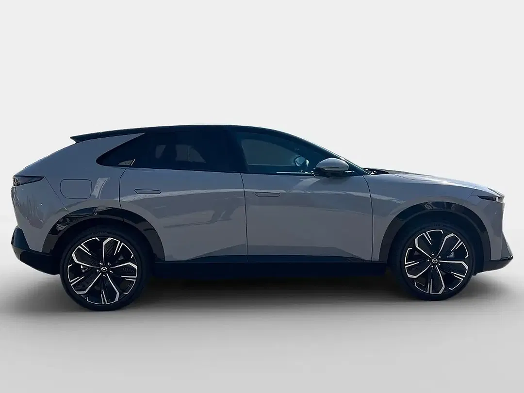 Mazda CX-6e Takumi - Thumbnail 3