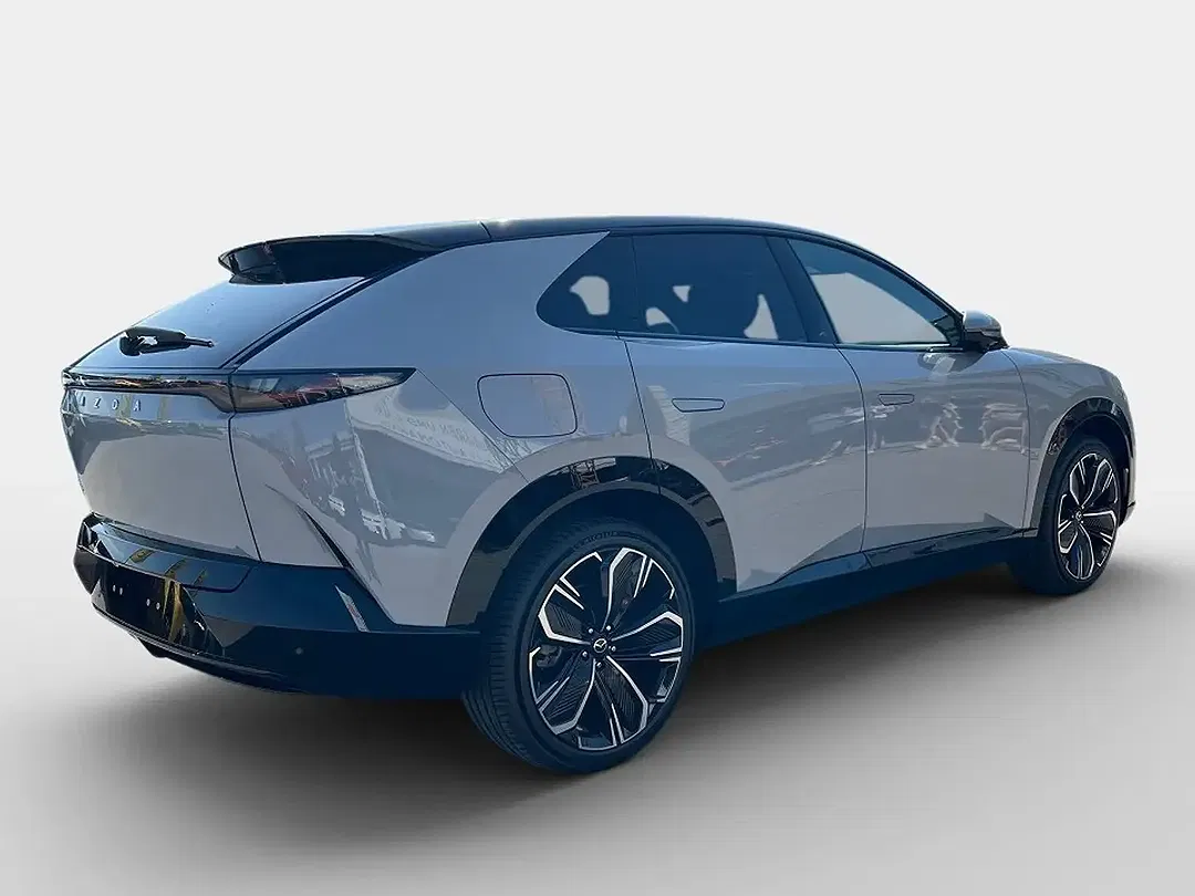 Mazda CX-6e Takumi - Thumbnail 4