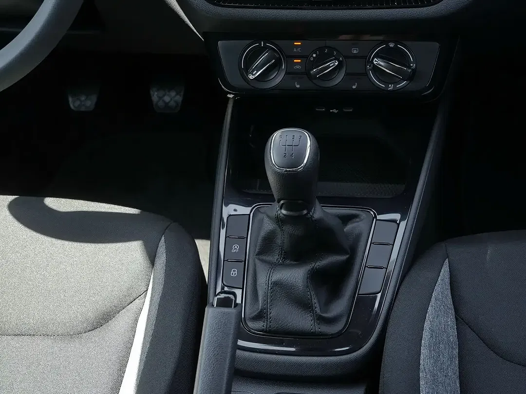 Skoda Fabia 1.0 TSI Essence - Thumbnail 6