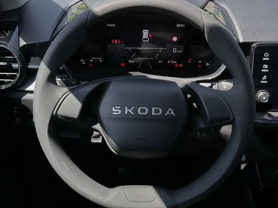 Skoda Fabia 1.0 TSI Essence - Thumbnail 8