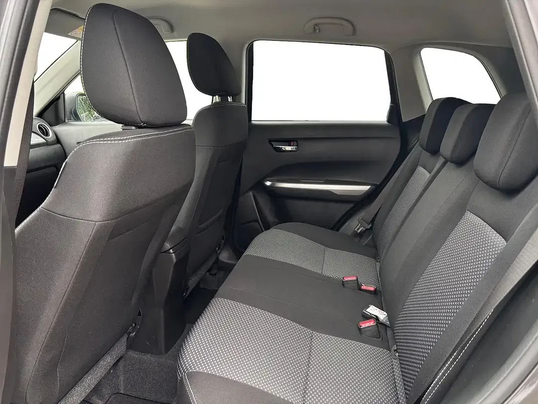 Suzuki Vitara Hybrid 1.4 Comfort - Thumbnail 14