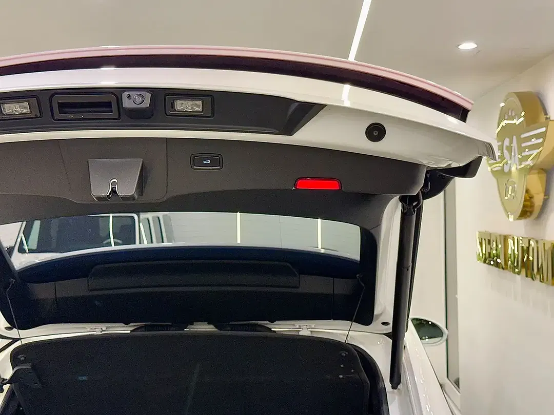 Porsche Cayenne E-Hybrid Coupe - Thumbnail 19