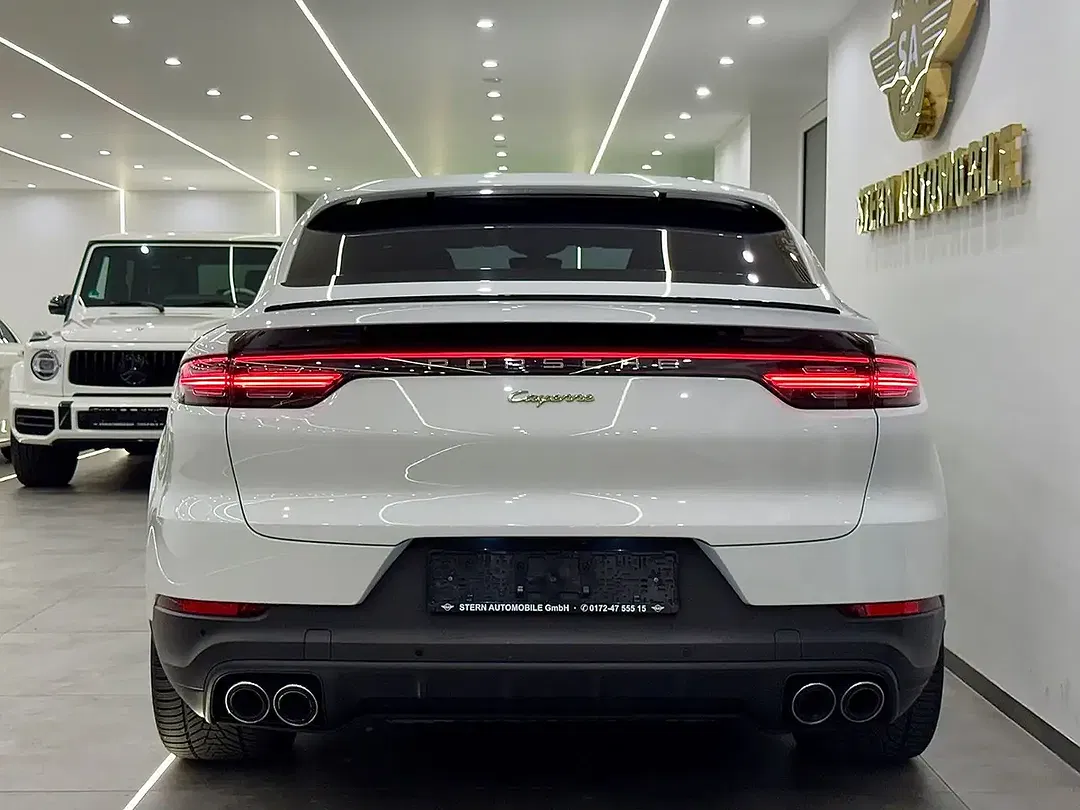 Porsche Cayenne E-Hybrid Coupe - Thumbnail 29