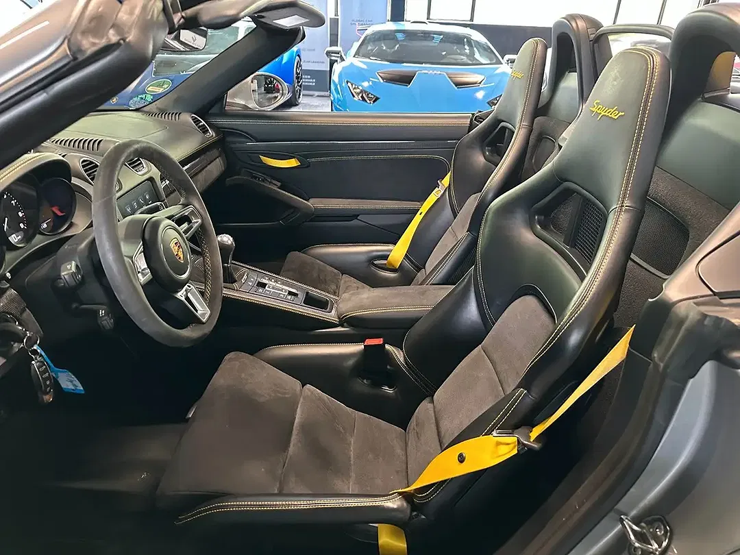 Porsche Boxster - Thumbnail 19