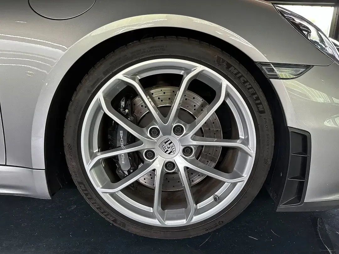 Porsche Boxster - Thumbnail 30