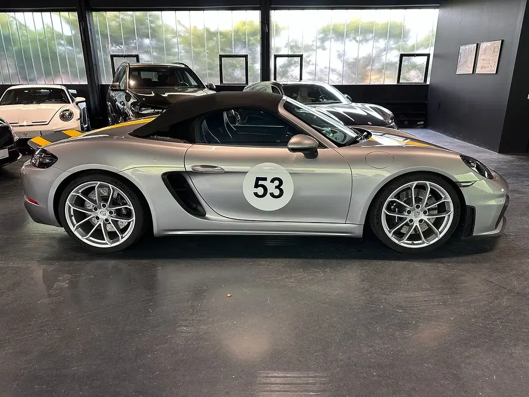 Porsche Boxster - Thumbnail 6