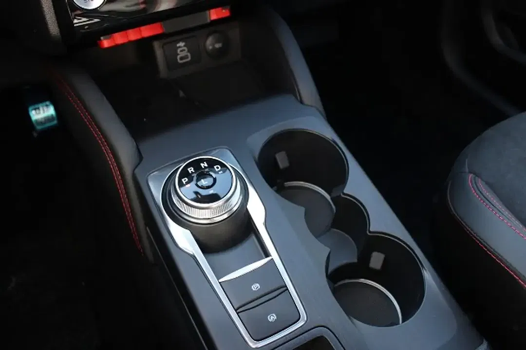 Ford Kuga ST-Line - Thumbnail 12