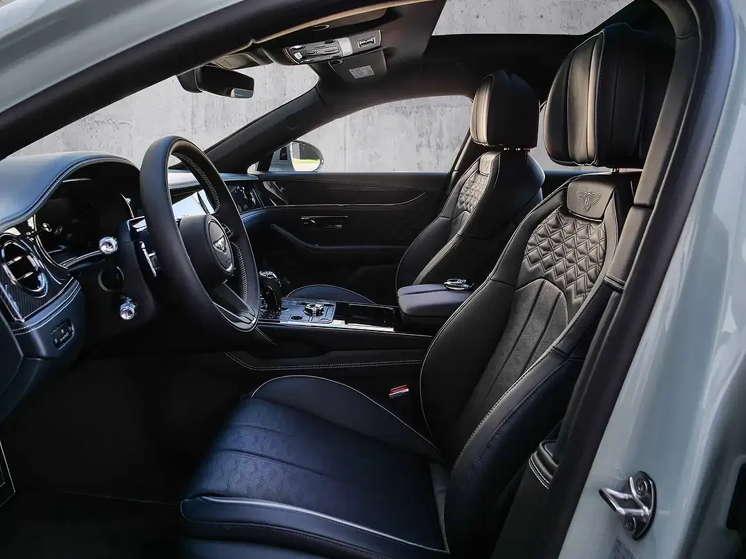 Bentley Flying Spur S - Thumbnail 8