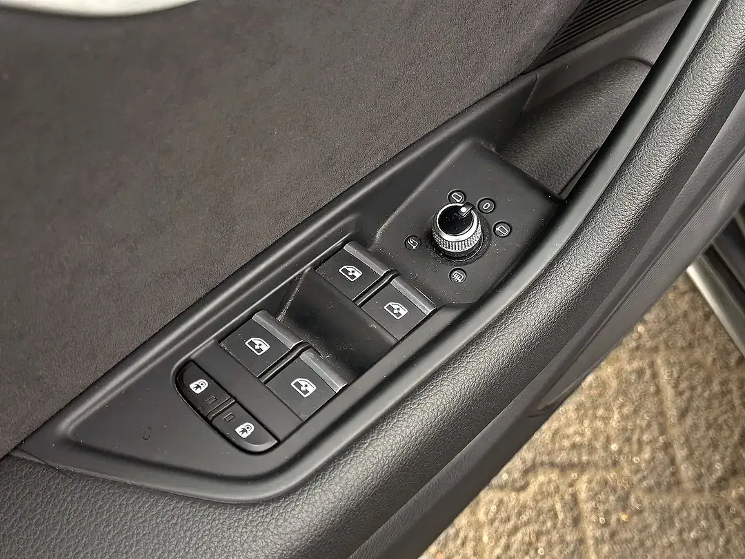 Audi S4 TDI quattro Matrix LED Avant - Thumbnail 7