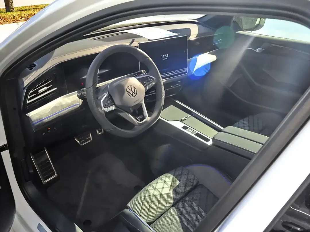 Volkswagen Passat Variant 2.0 TDI DSG R-Line - Thumbnail 12
