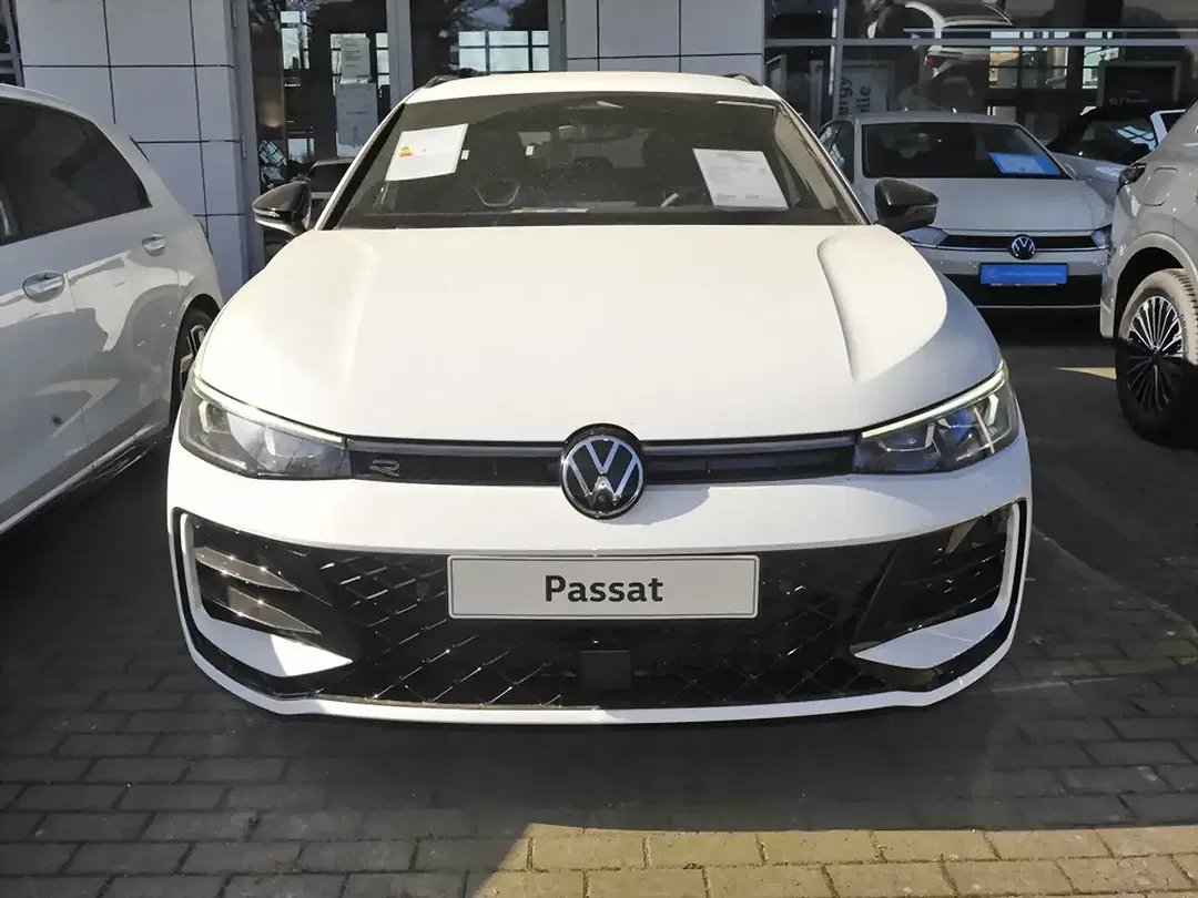 Volkswagen Passat Variant 2.0 TDI DSG R-Line - foto 2