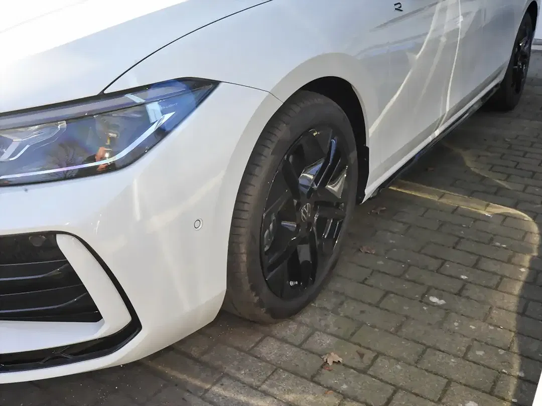 Volkswagen Passat Variant 2.0 TDI DSG R-Line - Thumbnail 5