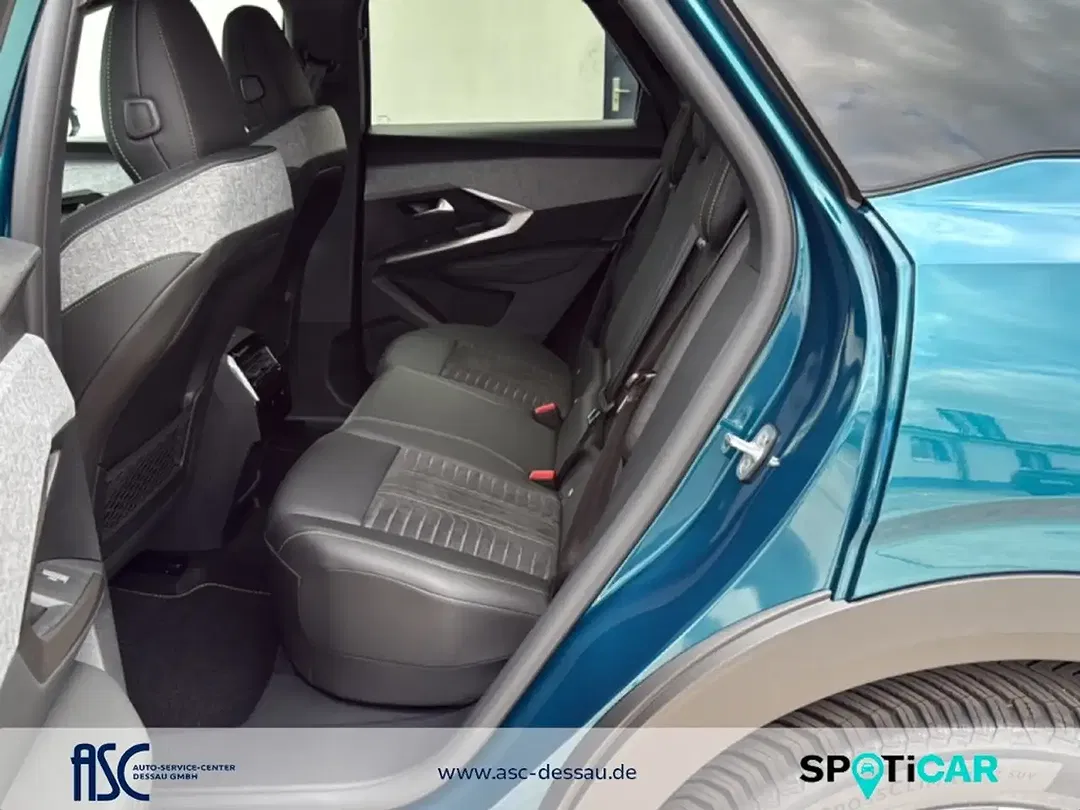 Peugeot 2008 GT Exclusive - Thumbnail 12