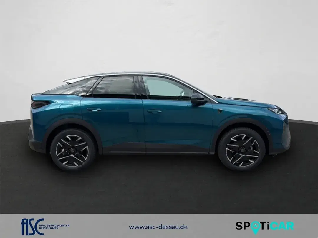 Peugeot 2008 GT Exclusive - Thumbnail 4