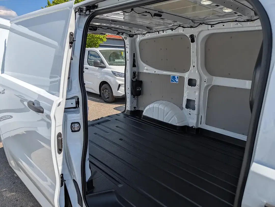 Ford Transit Custom 320 L1 Trend - Thumbnail 6