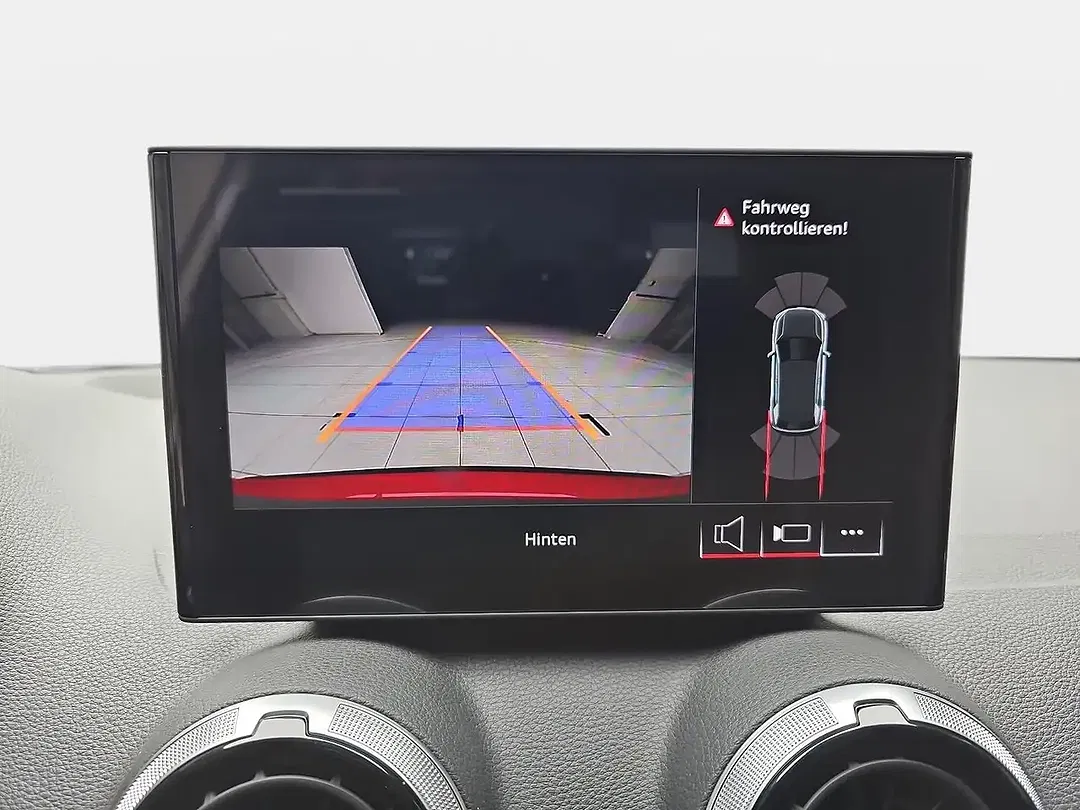 Audi Q2 35 TFSI S tronic S line - Thumbnail 10