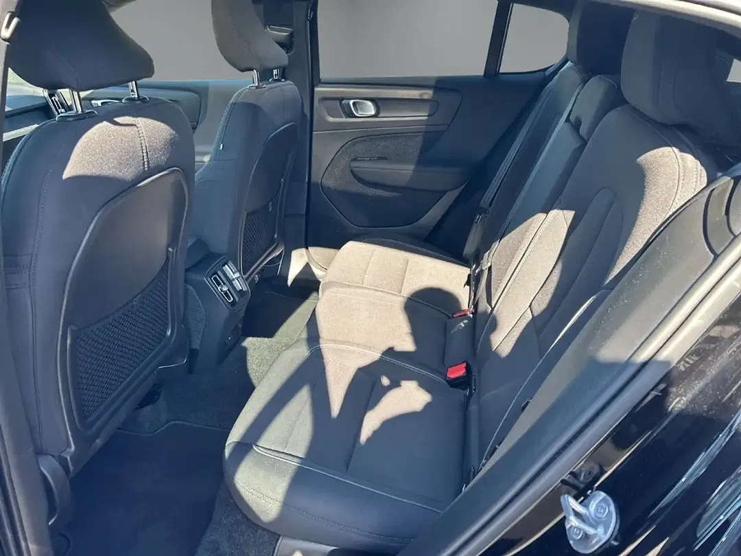 Volvo C40 EV Single Motor Recharge Plus - Thumbnail 7