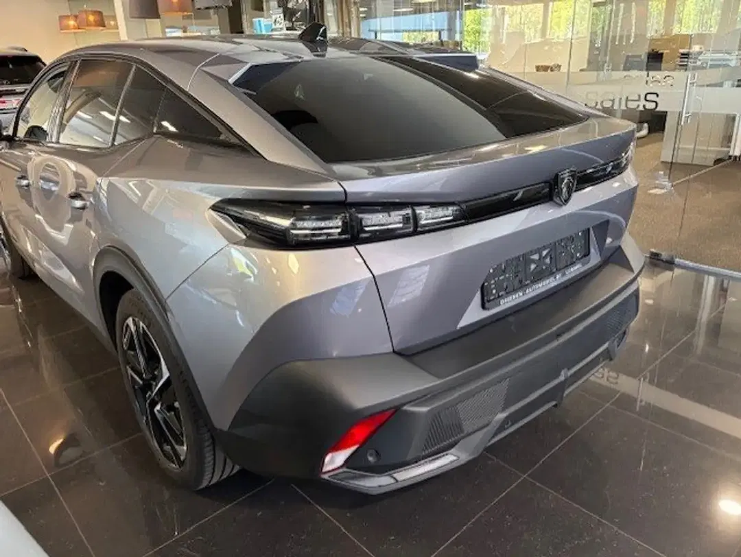 Peugeot 408 PureTech Allure Pack - Thumbnail 4