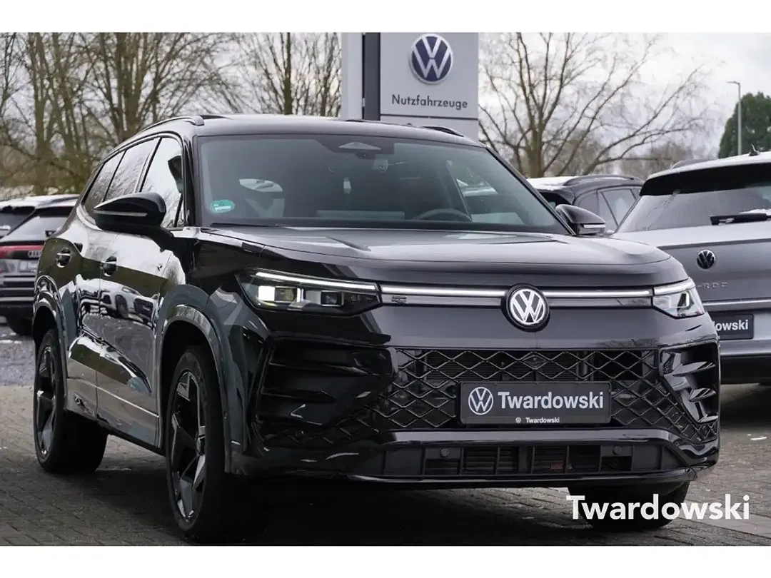 Volkswagen Tayron 4Motion R-Line - Thumbnail 1