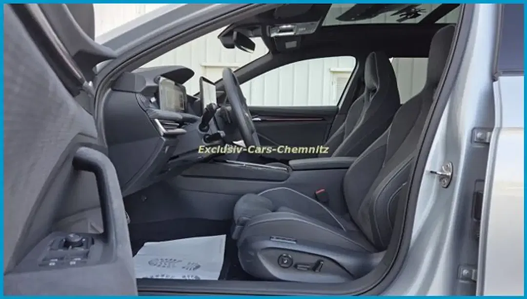 Skoda Superb Hybrid Sportline - Thumbnail 6