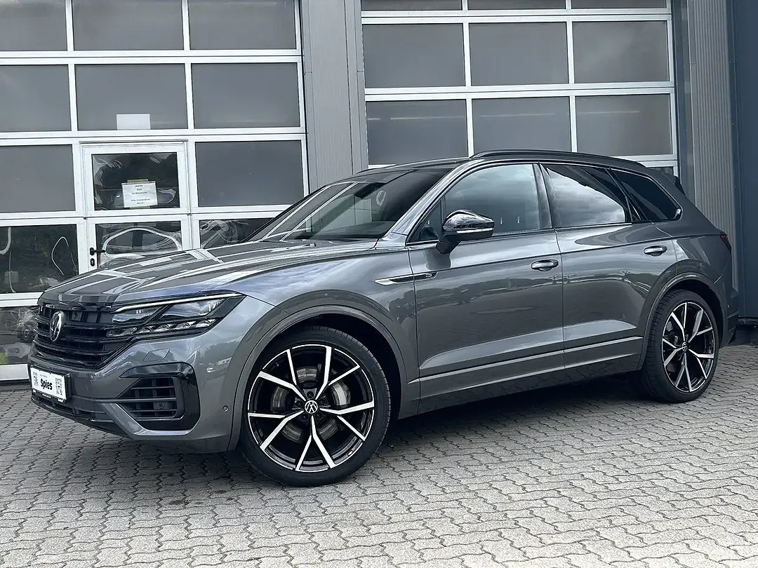 Volkswagen Touareg R-Line - foto 1