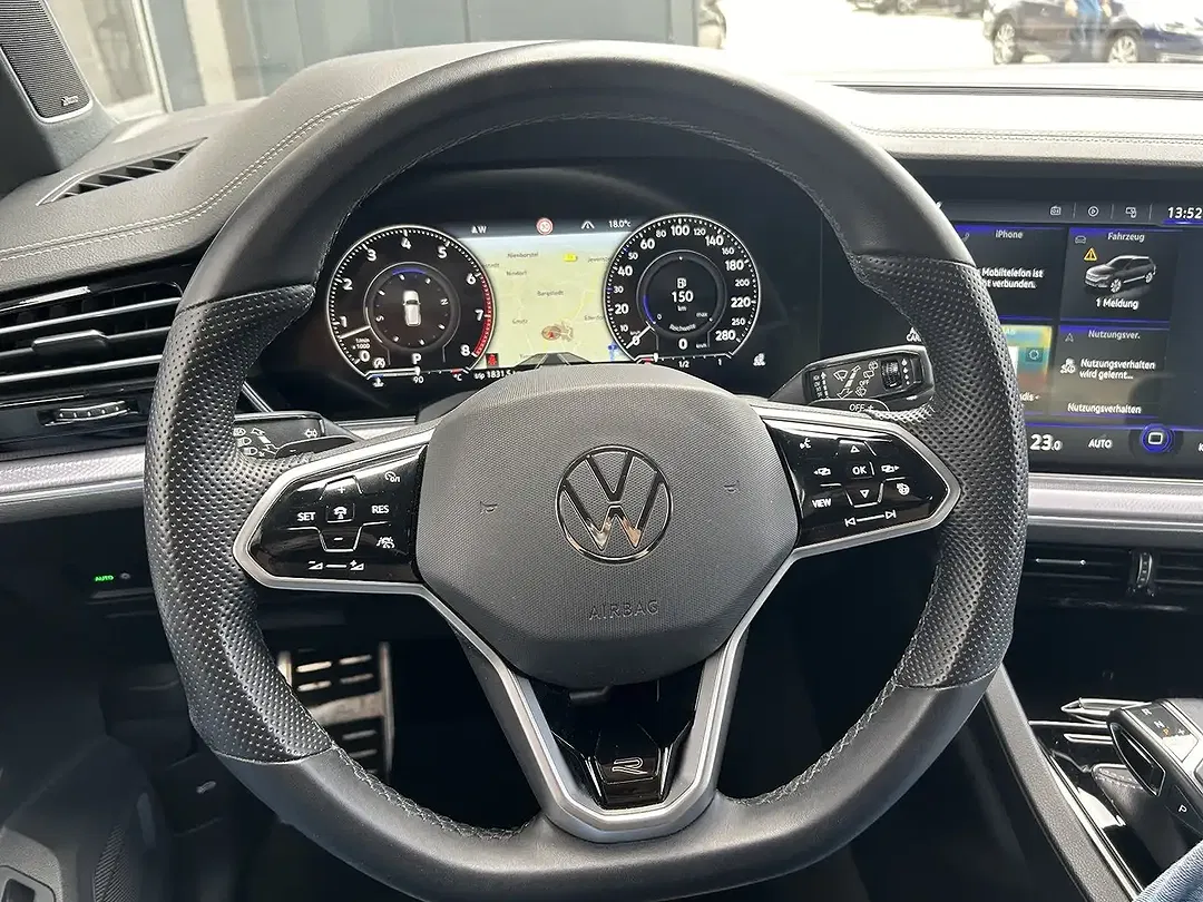 Volkswagen Touareg R-Line - Thumbnail 23