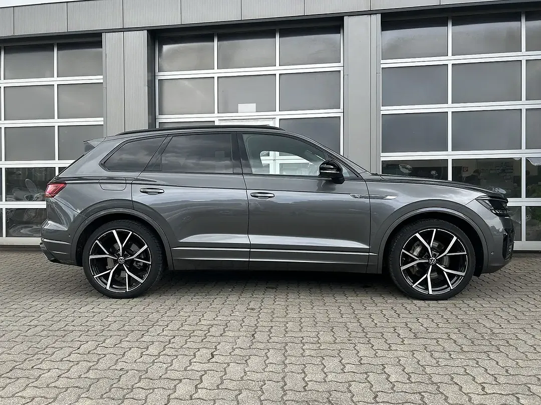 Volkswagen Touareg R-Line - Thumbnail 6