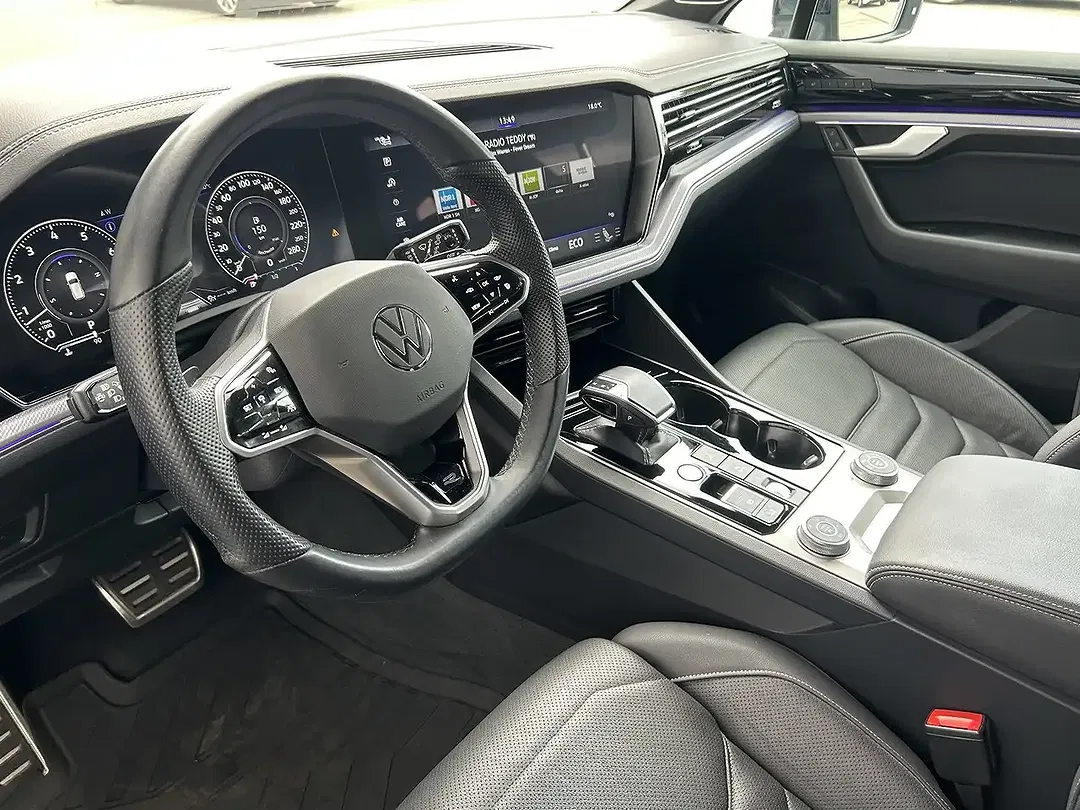 Volkswagen Touareg R-Line - Thumbnail 8
