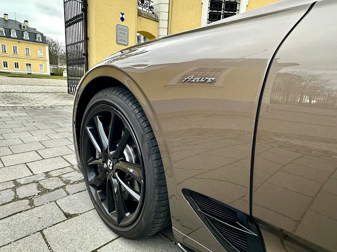 Bentley Continental GTC Azure - Thumbnail 5