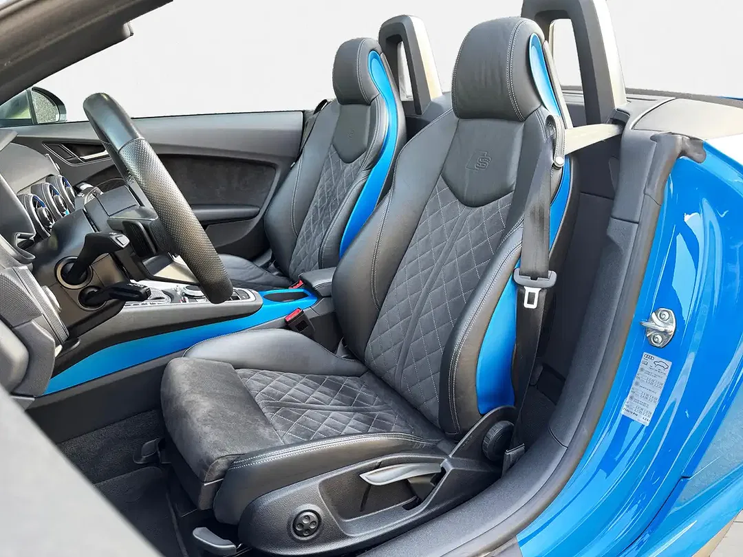 Audi TTS 2.0 TFSI quattro Roadster - Thumbnail 10