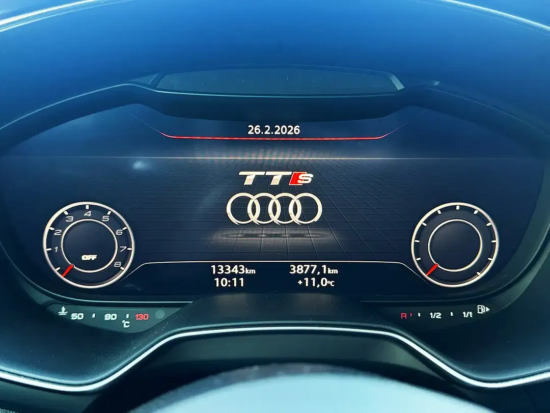 Audi TTS 2.0 TFSI quattro Roadster - Thumbnail 14